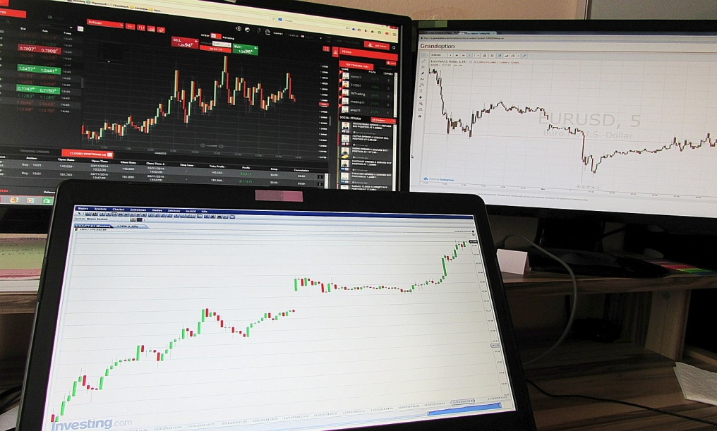 Gold Trading Forex Strategies Using Elliot Wave 11