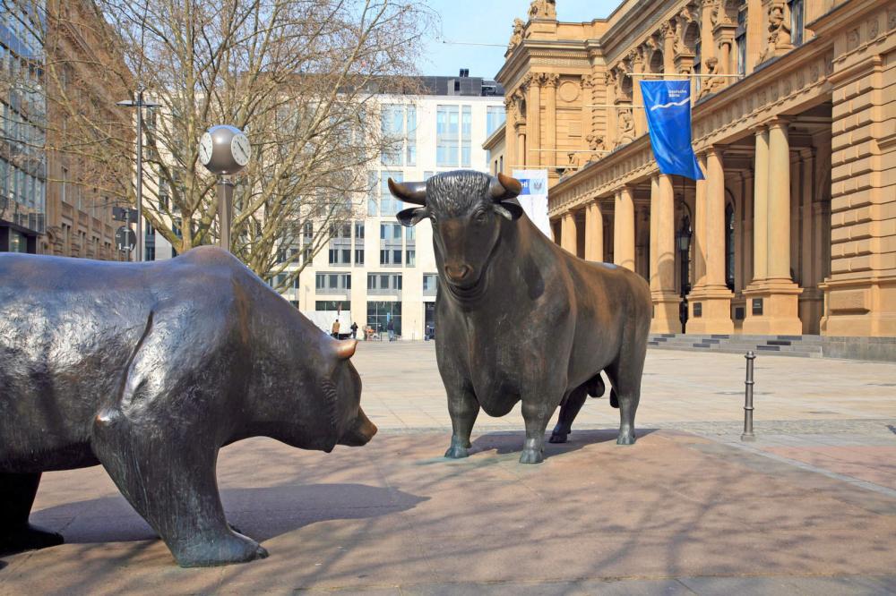How Gold Prices Have Beaten Expectations of the Bears 14